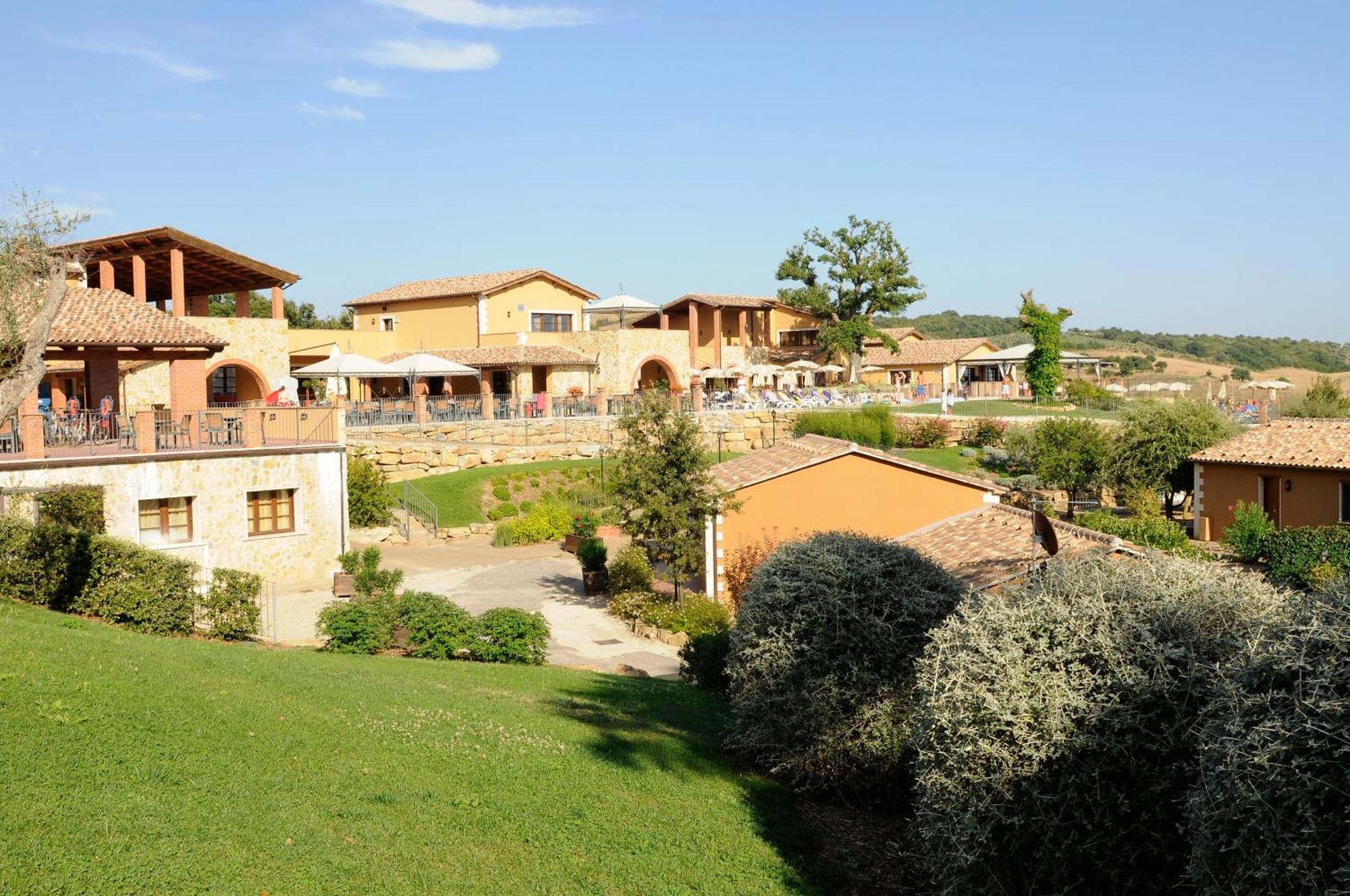 Borgo Magliano Resort Magliano in Toscana Buitenkant foto